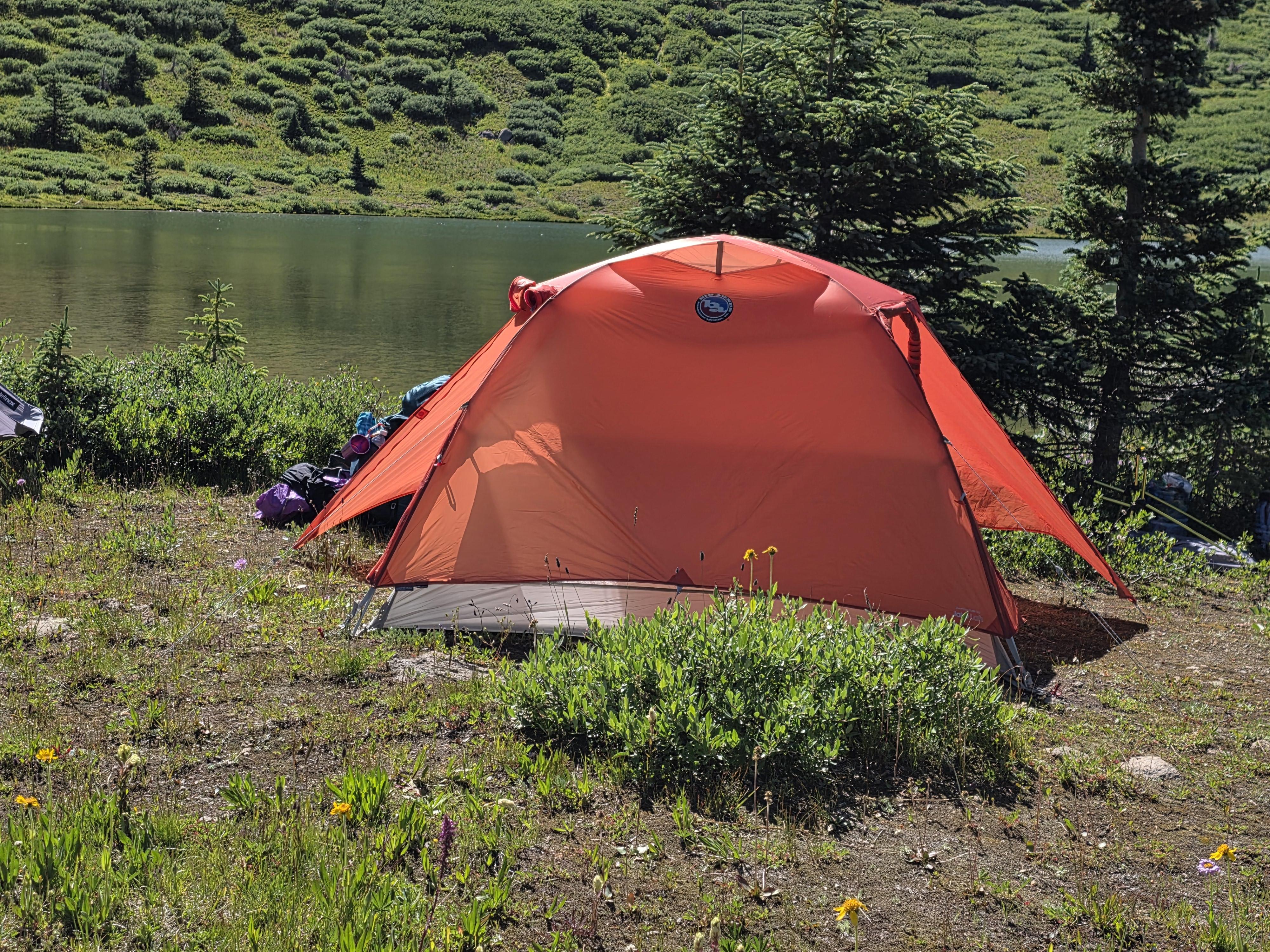 Palace by ultralight standards