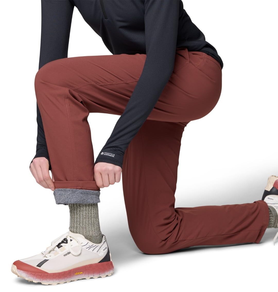 mountain-hardwear-dynama-lined-pant-fleece-lined-stretch-hiking-pant image 6