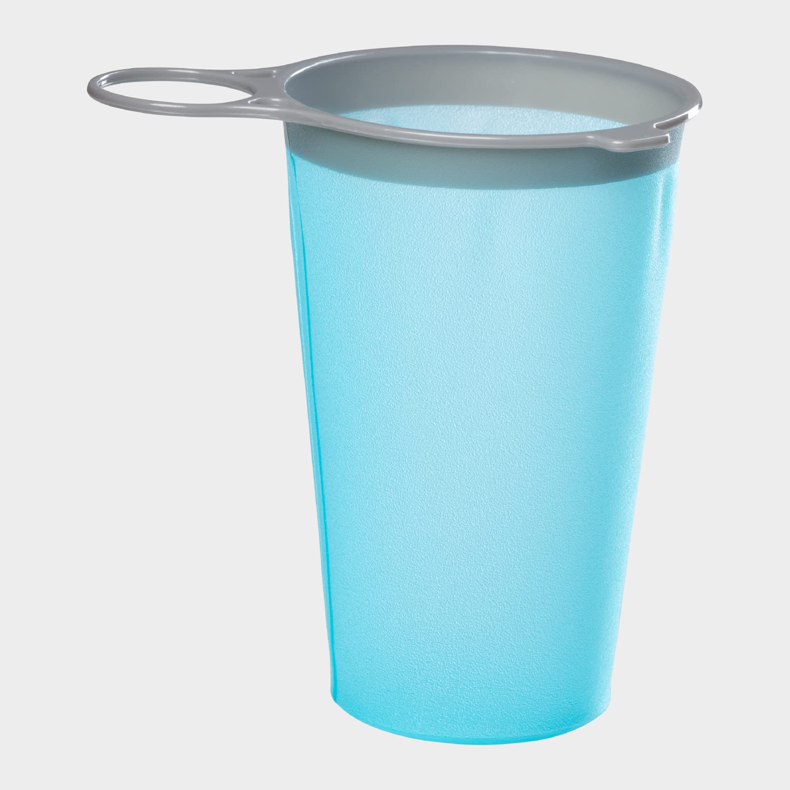 nathan-reusable-race-day-cup-2-pack-foldable-flexible-running-cups-blue-me-away- image 6