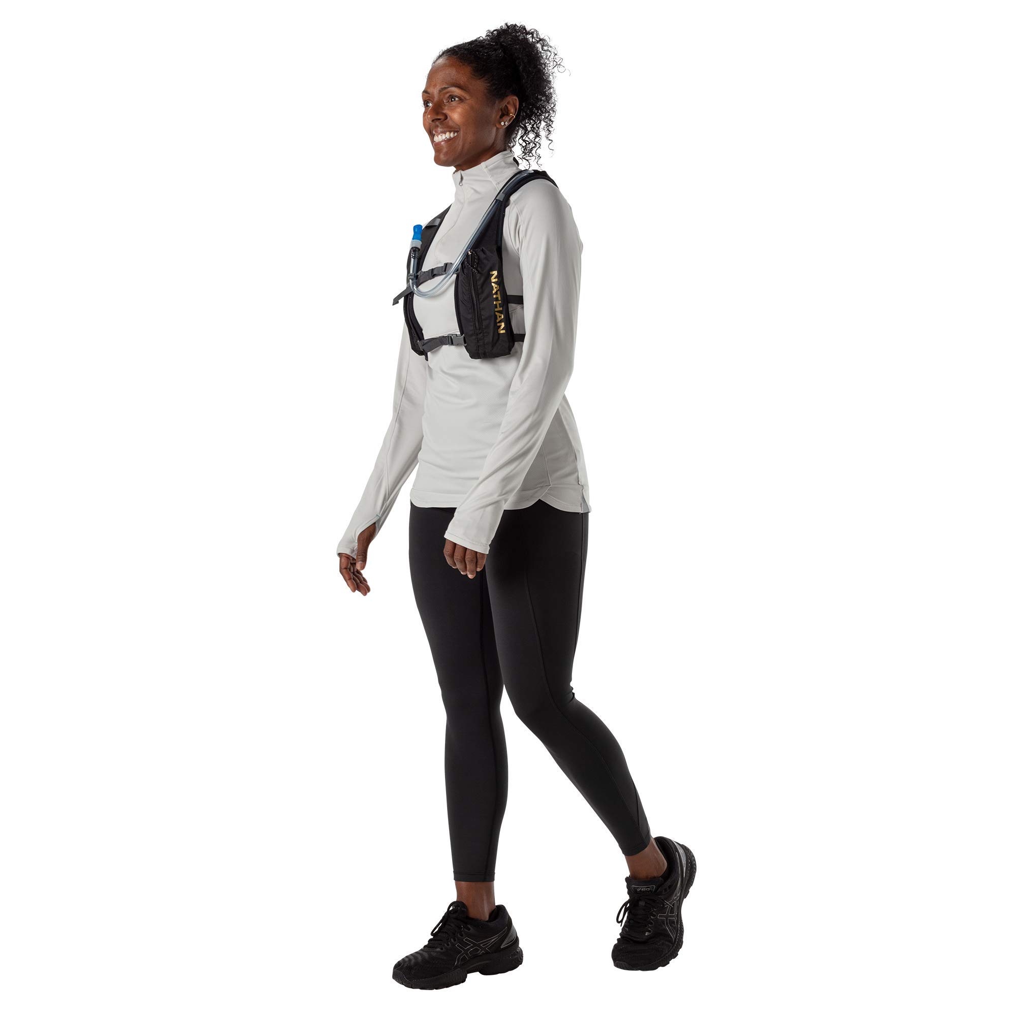 nathan-quickstart-4l-hydration-race-pack-black-metallic-gold-1-5l-bladder-includ image 8