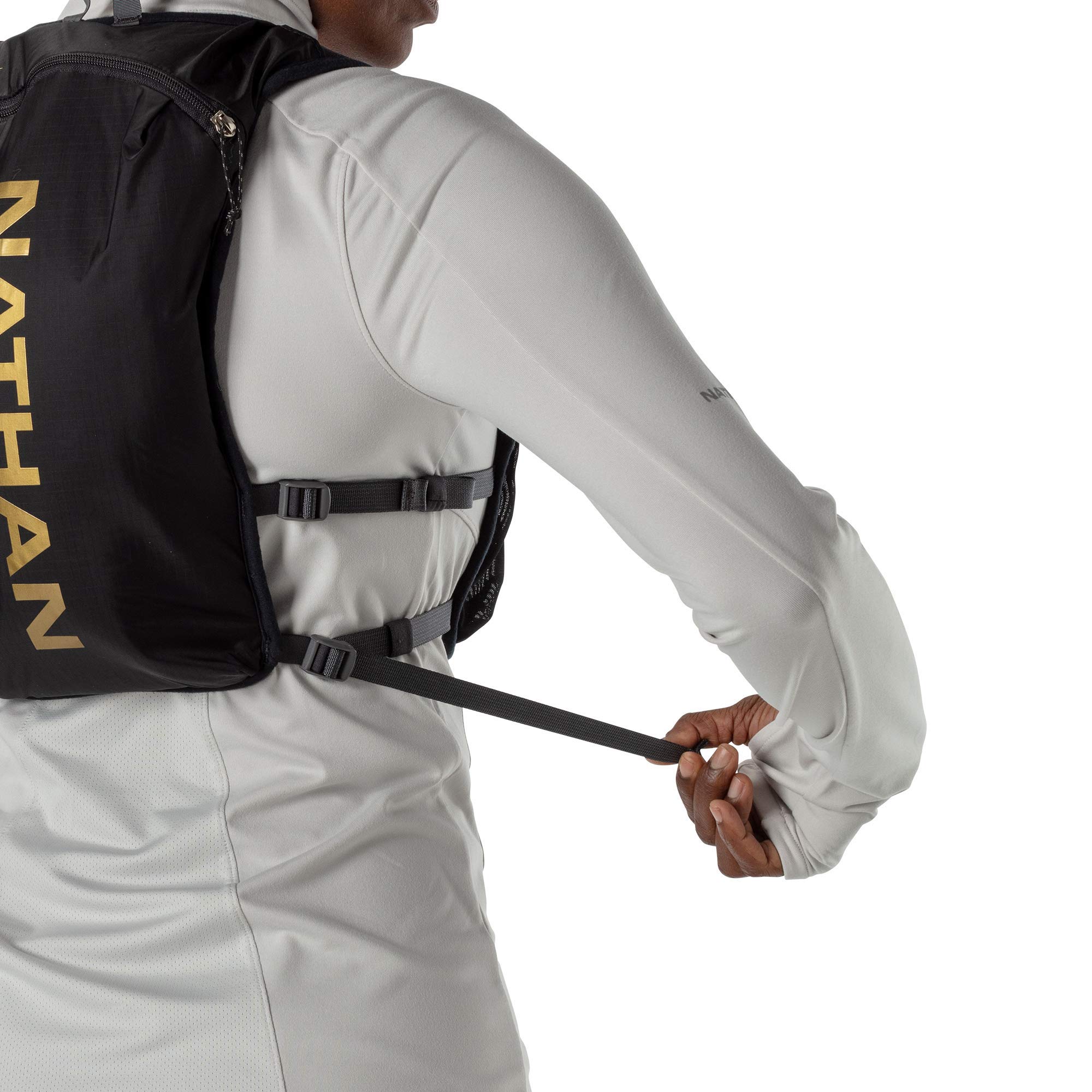 nathan-quickstart-4l-hydration-race-pack-black-metallic-gold-1-5l-bladder-includ image 7
