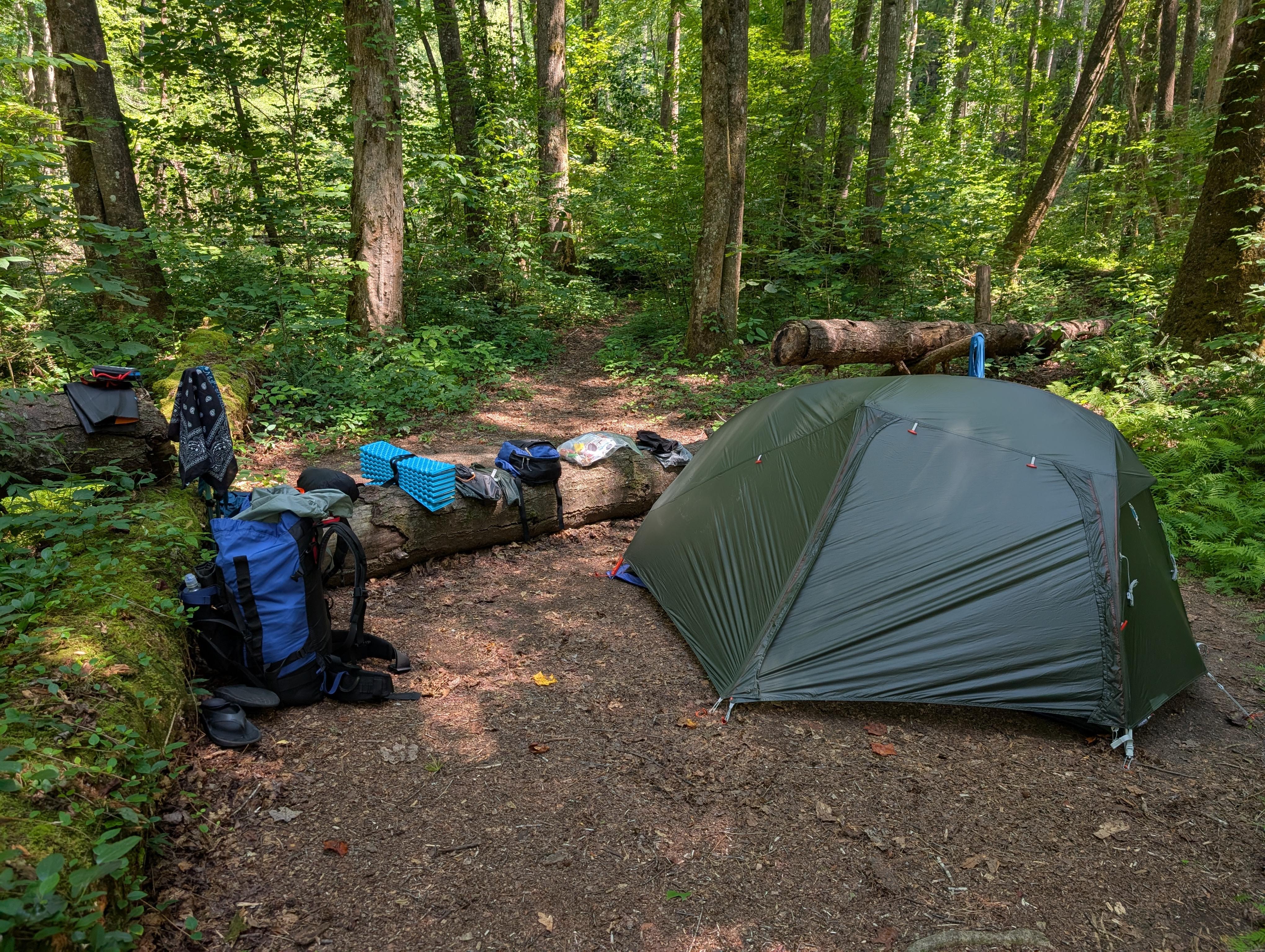Good tent, snug fit