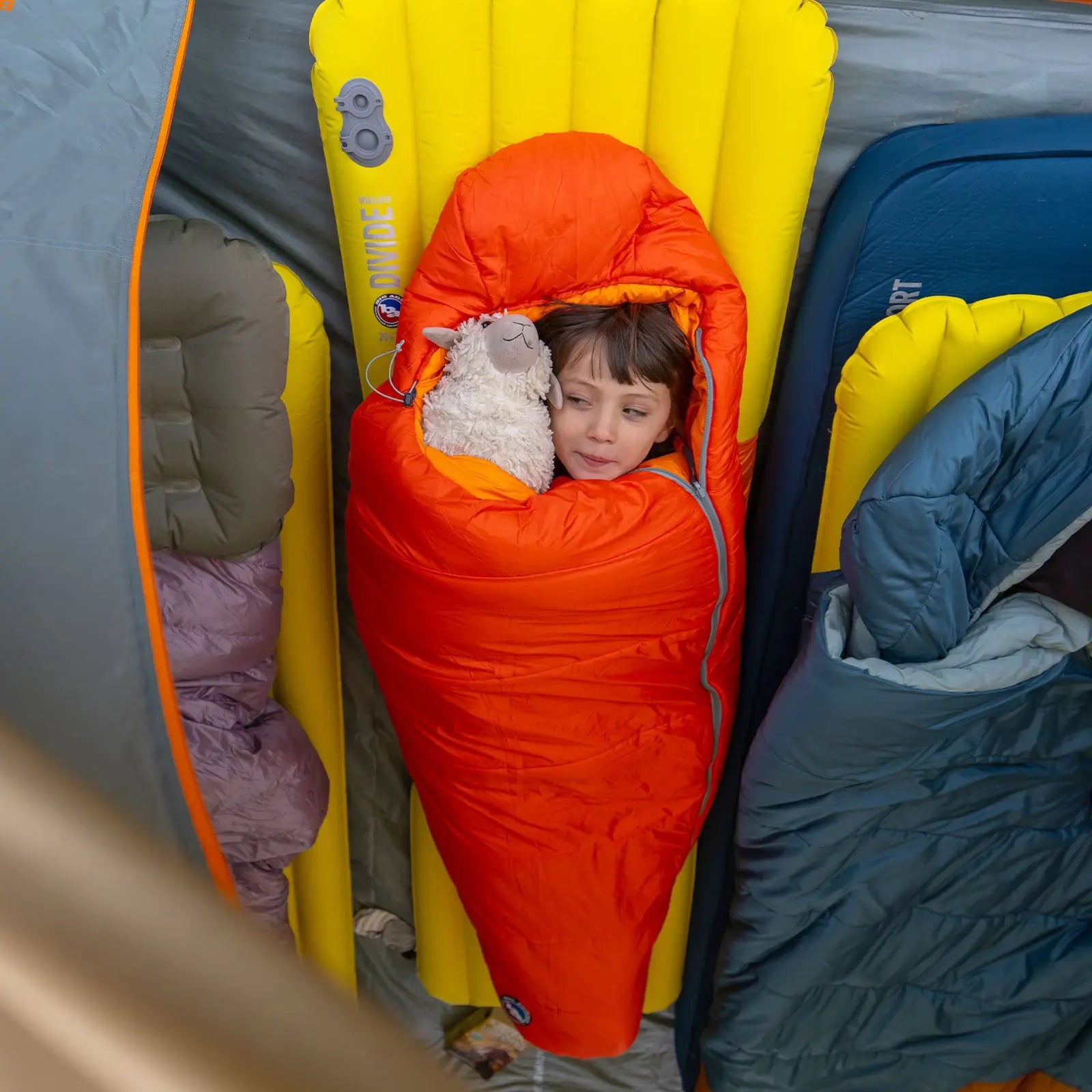 big-agnes-little-red-20-f-kids-sleeping-bag-with-padlok-sleep-system-sized-for-k image 7
